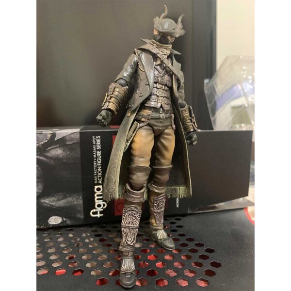 اکشن فیگور هانتر Hunter از سری بلادبورن Bloodborne برند فیگما