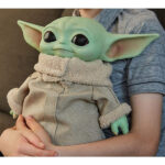 فیگور بیبی یودا پولیشی Baby Yoda برند متل