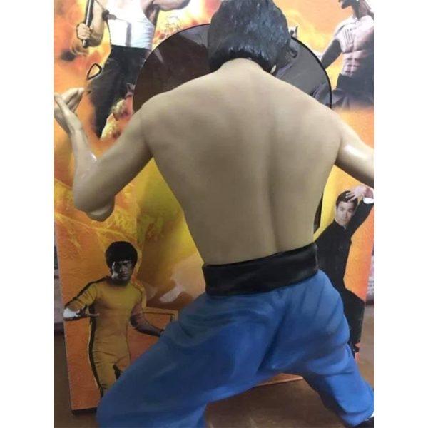 فیگور بروسلی bruce lee جعبه دار ارتفاع 35 سانتی متر