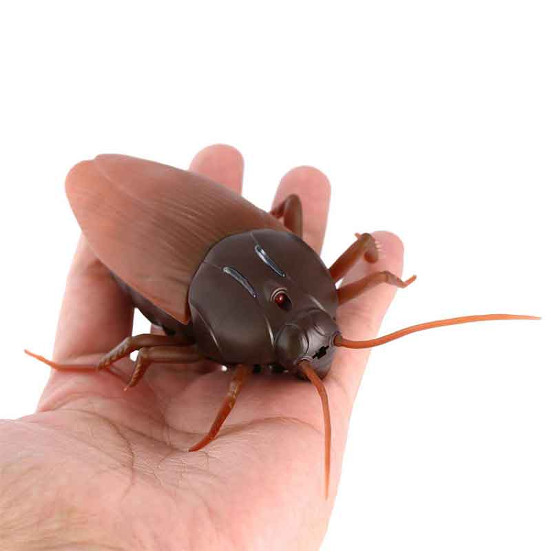 Infrared Remote Control Mock Big Fake Cockroach RC Toy Prank Insects Joke Scary