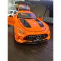 ماشین بازی مدل فلزی موزیکال بنز BENZ AMG GT 118