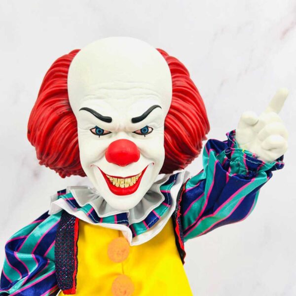 اکشن فیگور پنی وایز سری ایت Pennywise IT کد 14972 برند مزکو