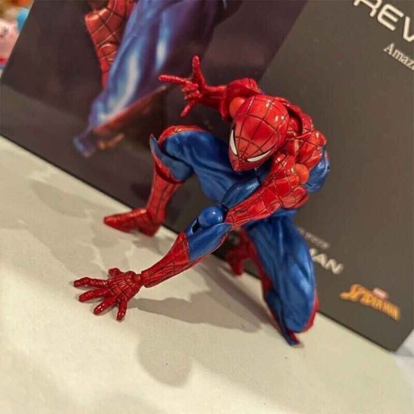 اکشن فیگور اسپایدرمن Revoltech Spiderman برند یاماگوچی