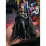 اکشن فیگور بتمن مایکل کیتون مدل The Batman Micheal Keaton S.H.Figuarts برند بندای