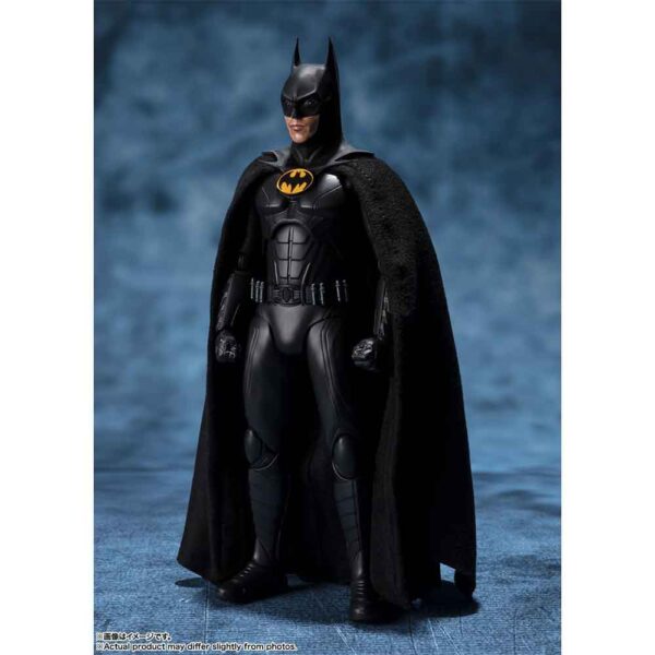 اکشن فیگور بتمن مایکل کیتون مدل The Batman Micheal Keaton S.H.Figuarts برند بندای