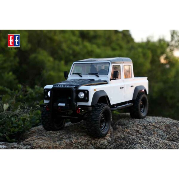 ماشین کنترلی جیپ Land Rover Defender D110 برند دبل ای کد E332-003