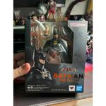 اکشن فیگور بتمن مایکل کیتون مدل The Batman Micheal Keaton S.H.Figuarts برند بندای