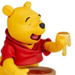 اکشن فیگور خرس وینی پو winnie Pooh برند Kaiyodo