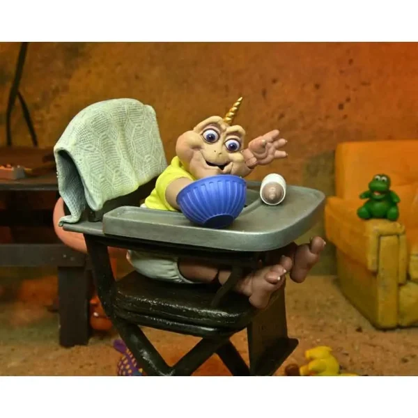 اکشن فیگور بچه سینکلر Dinosaurs Baby Sinclair برند نکا