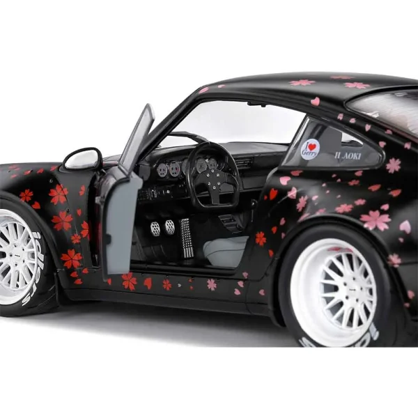 رماکت پورشه سری Porsche RWB Black برند Solido مقیاس 1/18