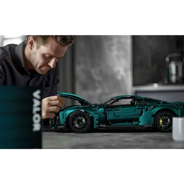 ساختنی لگو ماشین اسپرت والور Valor Sports Car برند Nifeliz