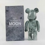 مجسمه کلکسیونی آجرخرسی طرح ماه سری IPKIKI Fashion Bearbrick 30 سانتی متر