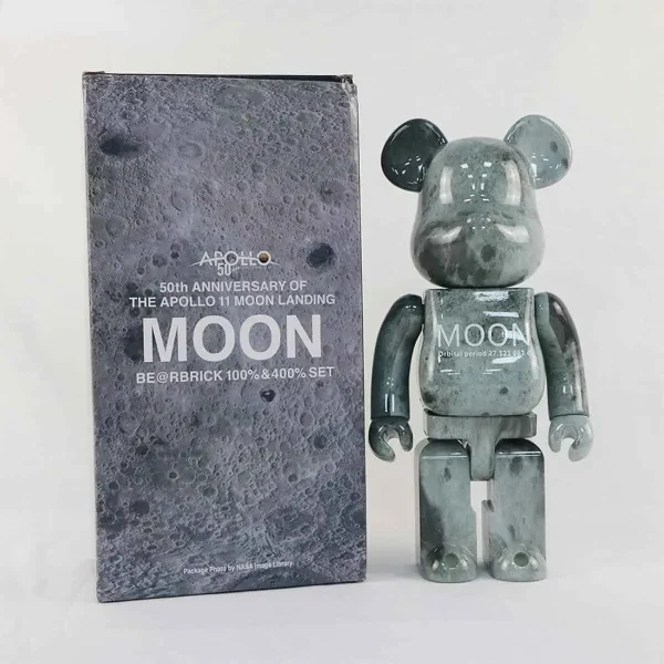 مجسمه کلکسیونی آجرخرسی طرح ماه سری IPKIKI Fashion Bearbrick 30 سانتی متر