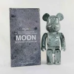 مجسمه کلکسیونی آجرخرسی طرح ماه سری IPKIKI Fashion Bearbrick 30 سانتی متر