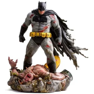 فیگور بتمن Batman The Dark Knight Returns 1/6 Diorama برند آیرون استودیو