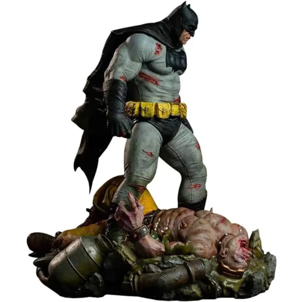 فیگور بتمن Batman The Dark Knight Returns 1/6 Diorama برند آیرون استودیو