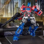 اکشن فیگور آپتیموس پرایم Optimus Prime برند Transformers takara tomy