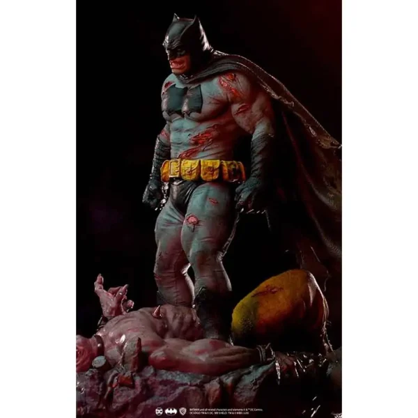 فیگور بتمن Batman The Dark Knight Returns 1/6 Diorama برند آیرون استودیو