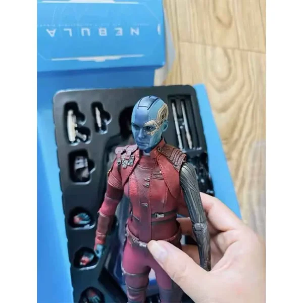 اکشن فیگور نبولا از سری اونجرز Nebula Avengers برند Hot Toys