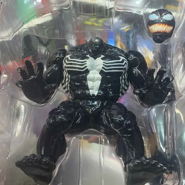 اکشن فیگور ونوم مگنتی Venom بزرگ