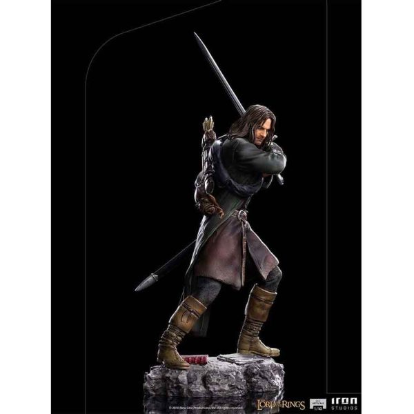 مجسمه آراگون Aragorn از فیلم ارباب حلقه ها The Lord of The Rings یزند آیرون استودیو