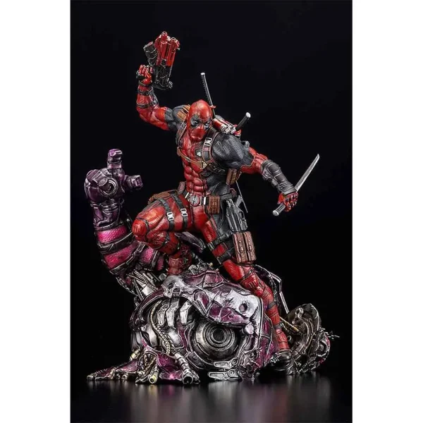 مجسمه شاهکار از ددپول سری Deadpool Fine Art ارتفاع 36 سانتی متر برند KOTOBUKIYA