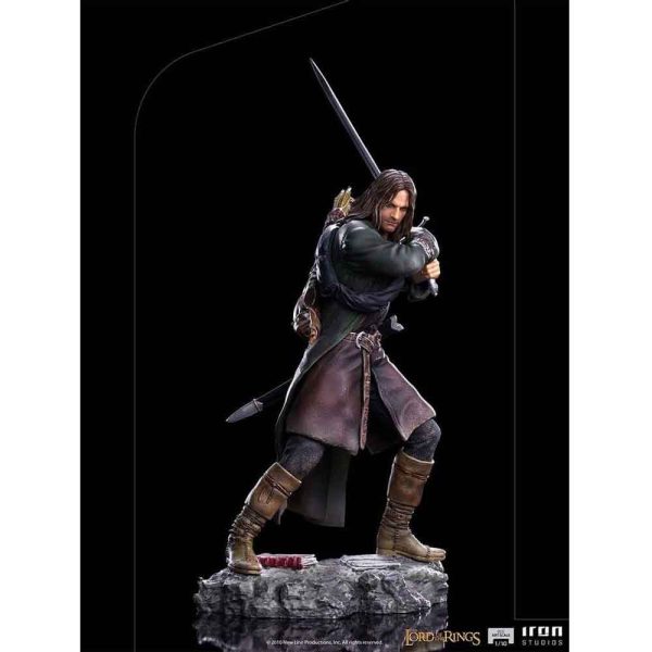 مجسمه آراگون Aragorn از فیلم ارباب حلقه ها The Lord of The Rings یزند آیرون استودیو