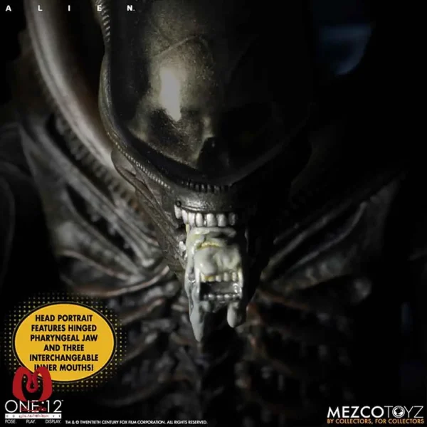 اکشن فیگور الین بیگانه Alien برند مزکو