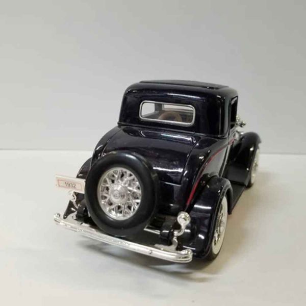 ماکت فورد 1932 Ford Coupe برند سانی ساید مقیاس 1/24