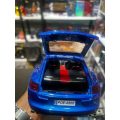 ماکت ماشین فلزی پورشه پانامارا 1:18 آیتم POE-8806 رنگ آبی