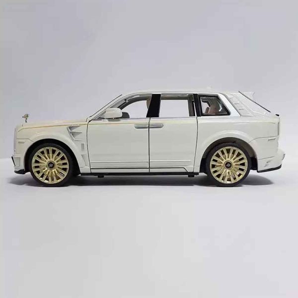 ماکت فلزی رولز رویس Rolls Royce Cullinan Black Badge مدل Die Cast Toy مقیاس 24\1