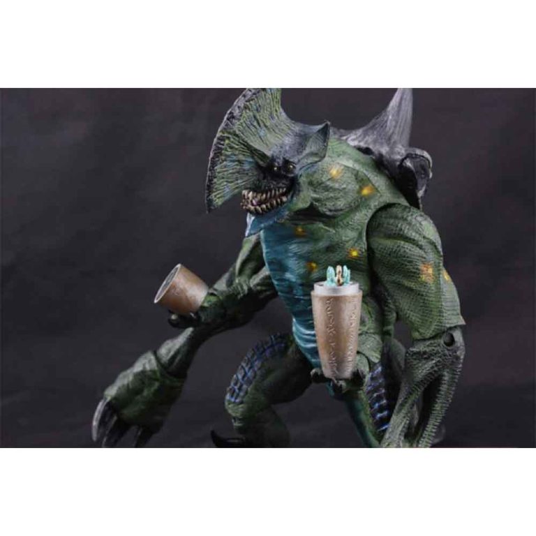 اكشن فيگور كايجو Axehead ( پسيفيك ريم / حاشيه اقيانوس ) pacific rim نسخه دلوکس 25 سانت