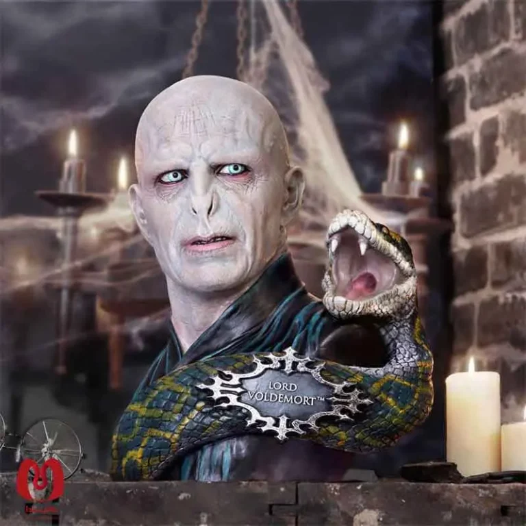 مجسمه شاهکار از وولدرمورت Lord Voldemort از سری هری پاتر برند Nemesis Now ارتفاع 30 سانت