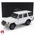 ماکت ماشین تویوتا TOYOTA LAND CRUISER 76 (2017) برند Almost Real