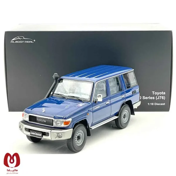 ماکت ماشین تویوتا TOYOTA LAND CRUISER 76 (2017) برند Almost Real