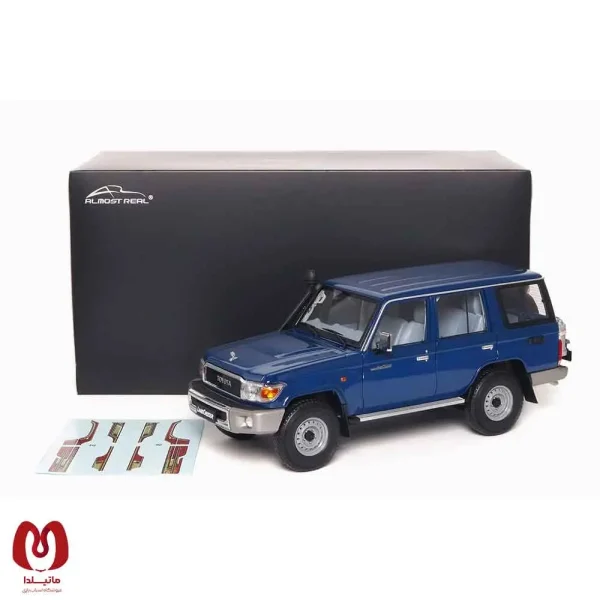 ماکت ماشین تویوتا TOYOTA LAND CRUISER 76 (2017) برند Almost Real