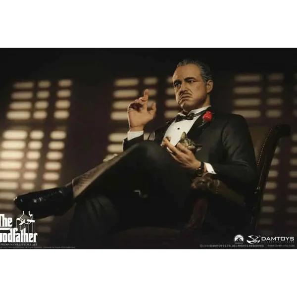 فیگور شاهکار از ویتو کورلئونه Vito Andolini Corleone از فیلم پدرخوانده The Godfather برند dam toys مقیاس 1/3