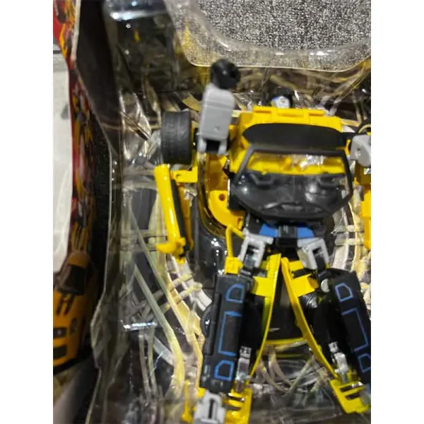 اکشن فیگور ترنسفورمر تبدیل شونده سایدسوایپ از سری Alternator Transformers Alternator sideswipe