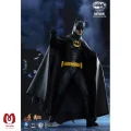 اکشن فیگور فوق العاده بتمن مایکل کیتون ( بازگشت بتمن – تیم برتون ) BATMAN RETURNS MICHAEL KEATON برند هات تویز