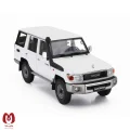 ماکت ماشین تویوتا TOYOTA LAND CRUISER 76 (2017) برند Almost Real
