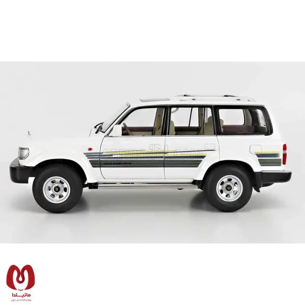 ماکت ماشین تویوتا TOYOTA LAND CRUISER LC80 Normal 1990 برند KENGFai