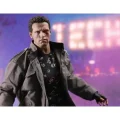 اکشن فیگور ترمیناتور T800 Terminator برند هات تویز مقیاس 1/6