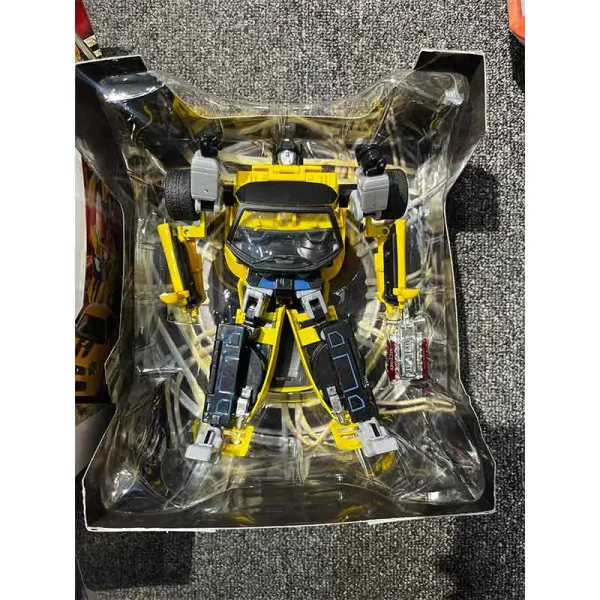 اکشن فیگور ترنسفورمر تبدیل شونده سایدسوایپ از سری Alternator Transformers Alternator sideswipe