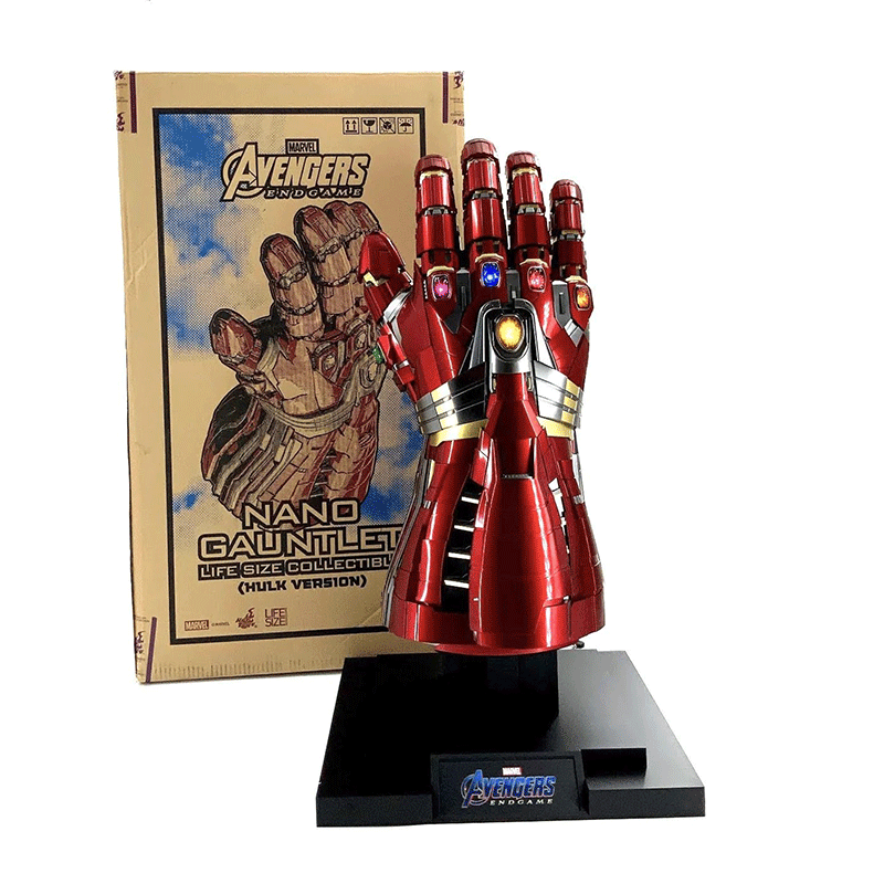 دستکش اورجینال هالک nano gauntlet (hulk version) از سری انتقام جوران برند هات تویز مقیاس 1/4